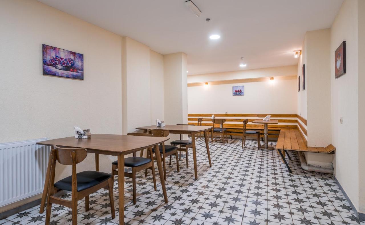 Green Inn Tbilisi Eksteriør bilde